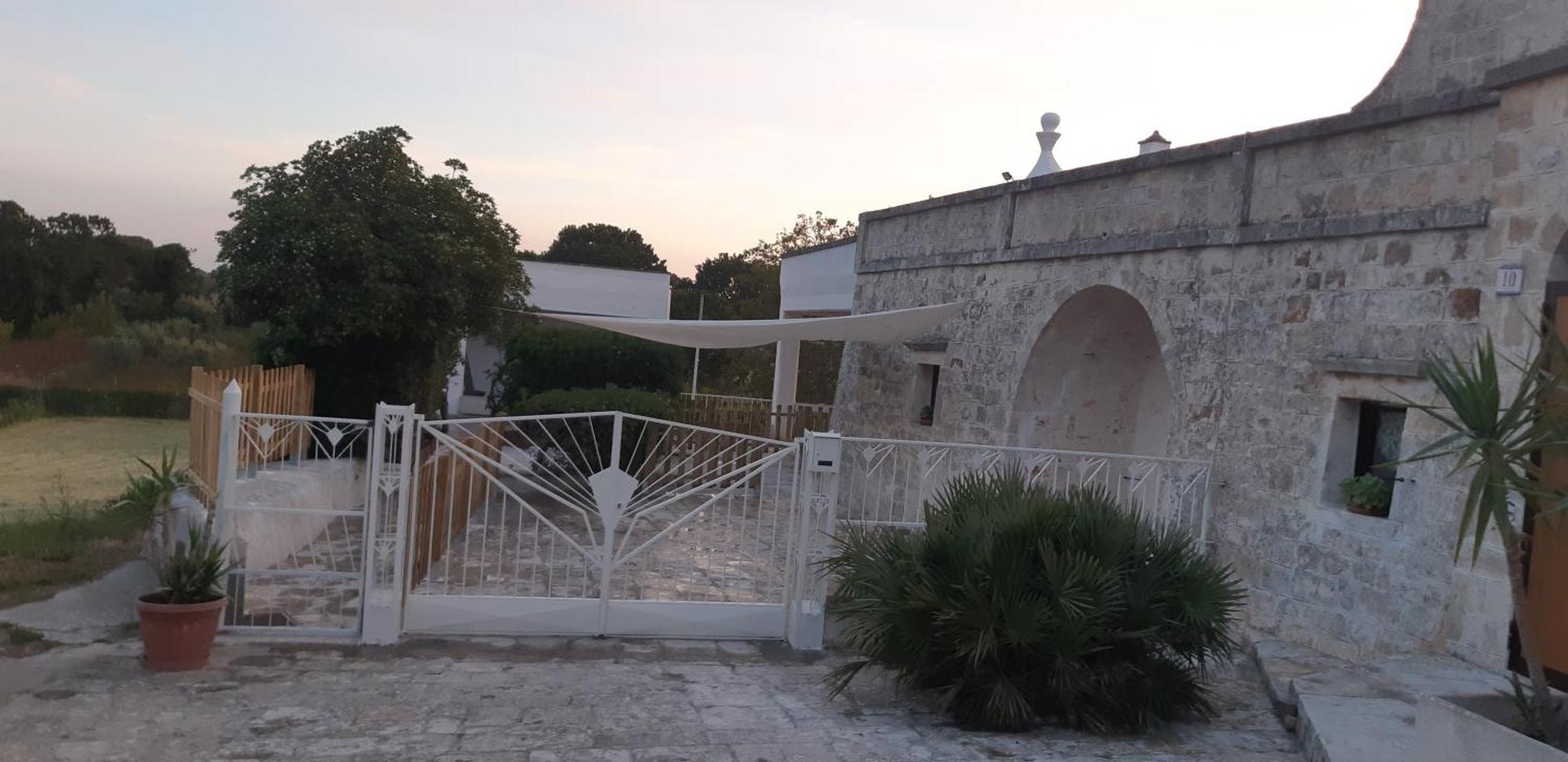 Valle D'Itria Trulli E Alcova Mikael تْشيستيرنِنو المظهر الخارجي الصورة