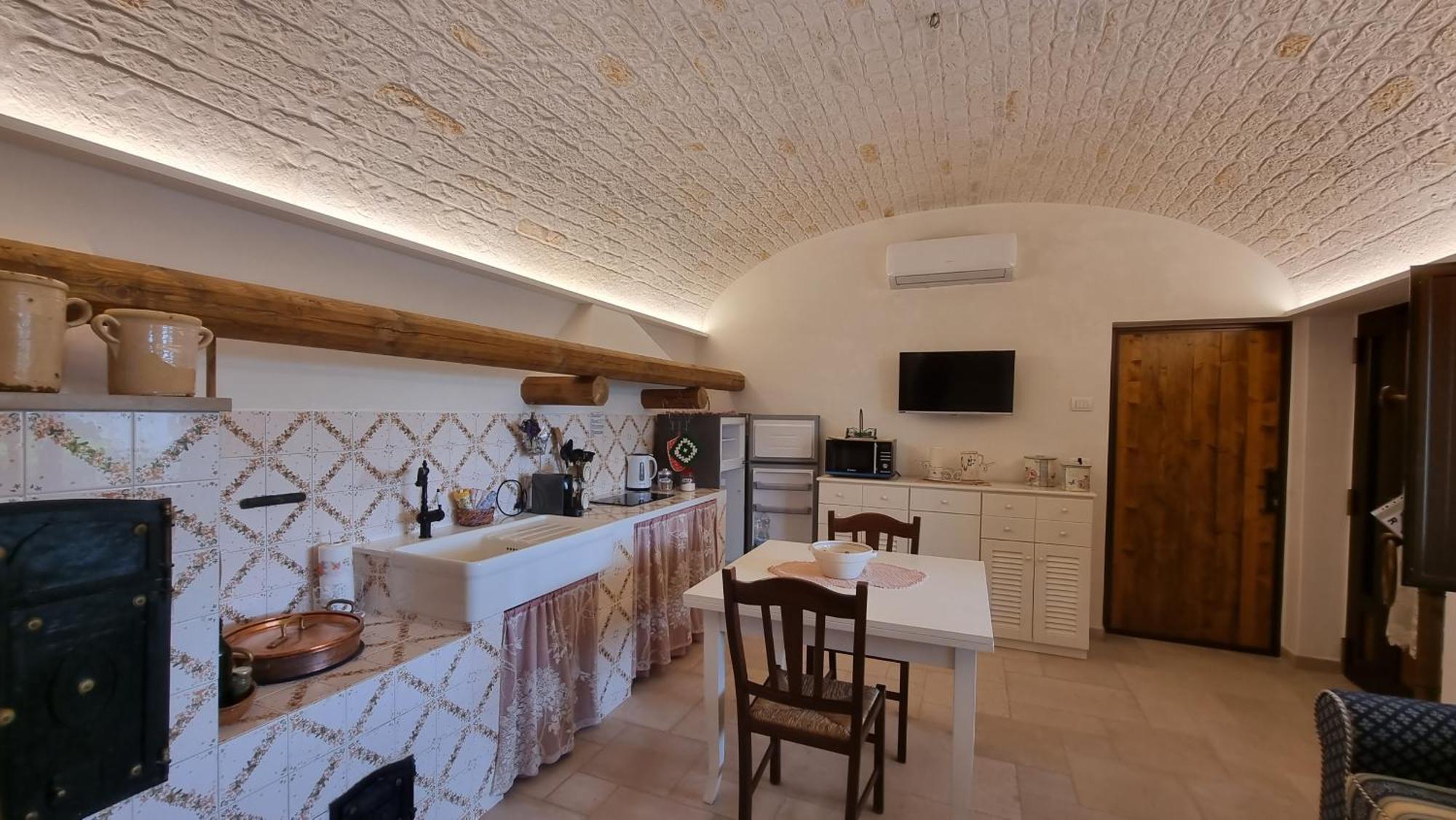 Valle D'Itria Trulli E Alcova Mikael تْشيستيرنِنو المظهر الخارجي الصورة